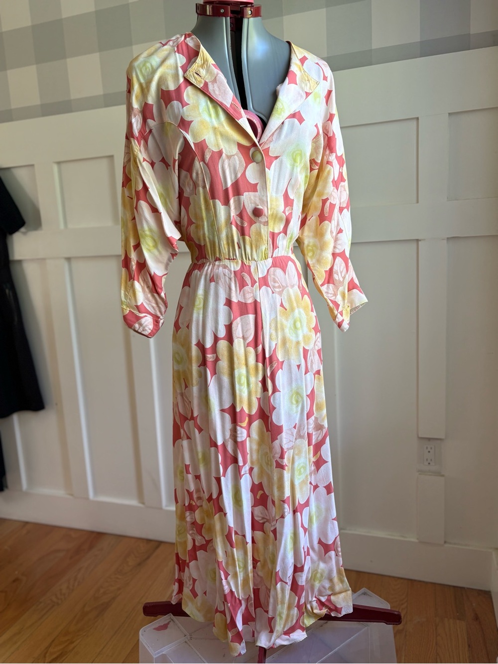 70’s Vintage Nina Piccalino Pink and Yellow Floral Button-Front Maxi Dress Large - Picture 5 of 9